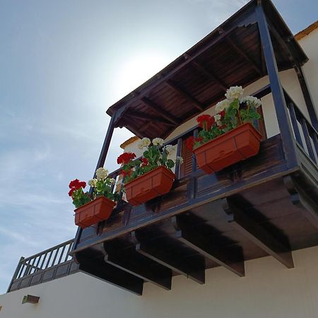 Villa Casa La Molina- A à Triquivijate Extérieur photo