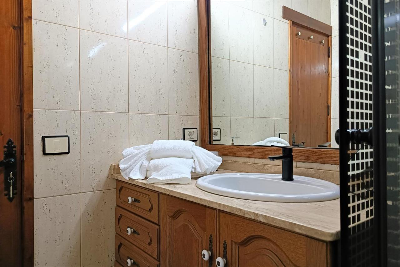 Villa Casa La Molina- A à Triquivijate Extérieur photo