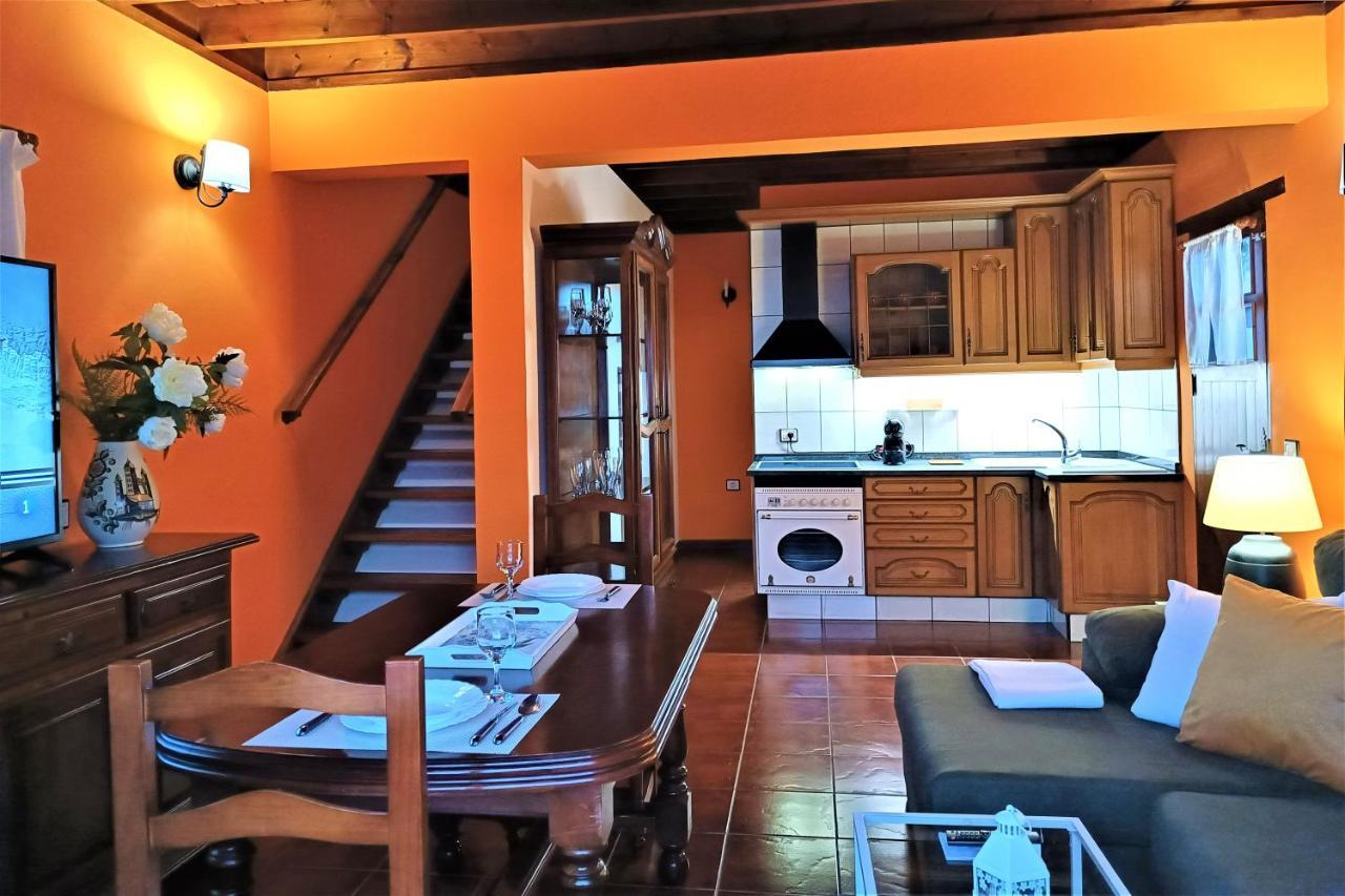 Villa Casa La Molina- A à Triquivijate Extérieur photo